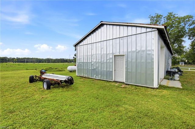 408 Wenger RD, Chesapeake, VA 23322