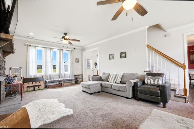 408 Wenger RD, Chesapeake, VA 23322