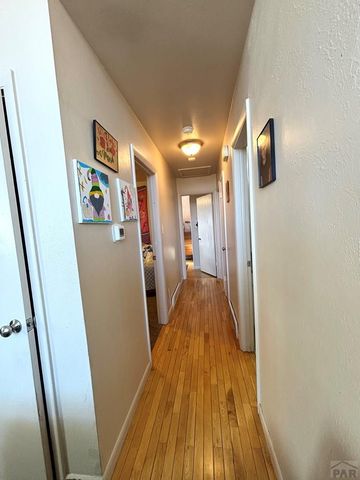 21 Glenmore Rd, Pueblo, CO 81001