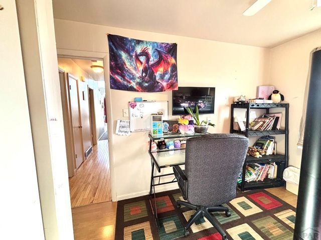 21 Glenmore Rd, Pueblo, CO 81001