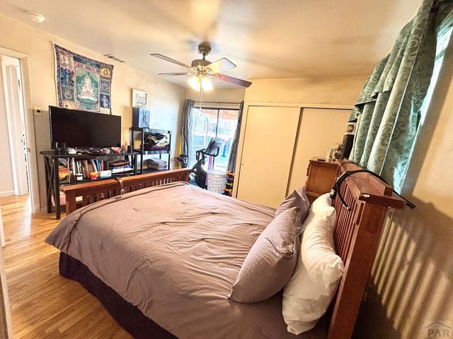 21 Glenmore Rd, Pueblo, CO 81001