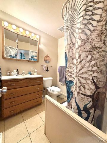 21 Glenmore Rd, Pueblo, CO 81001