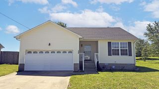 106 Velvet Trl, Oak Grove, KY 42262