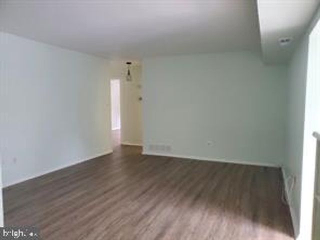 90-B W BLUEBELL LN, Mount Laurel, NJ 08054