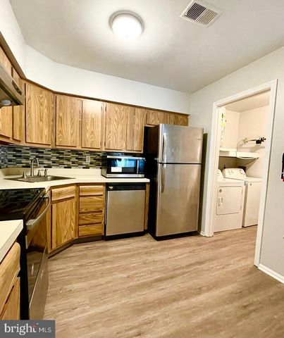 90-B W BLUEBELL LN, Mount Laurel, NJ 08054