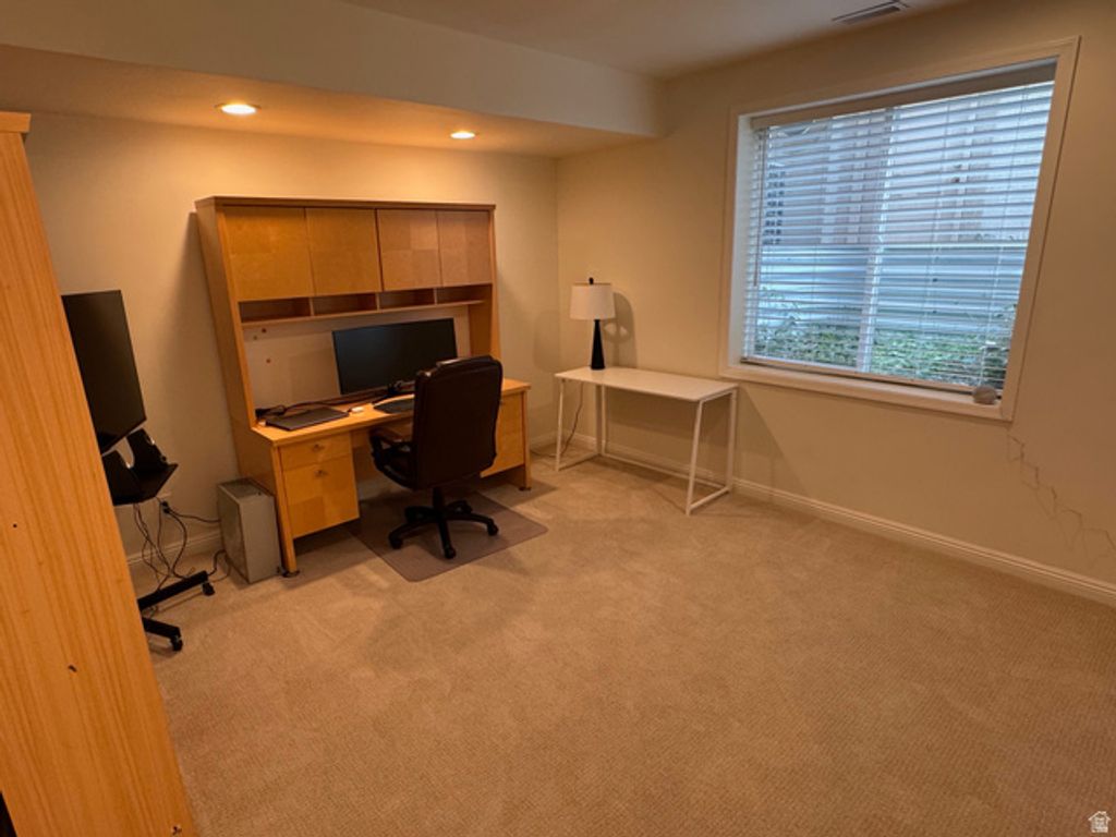 Image 20 of property listing at 14146 S SPYGLASS HILL DR, Draper, UT 84020