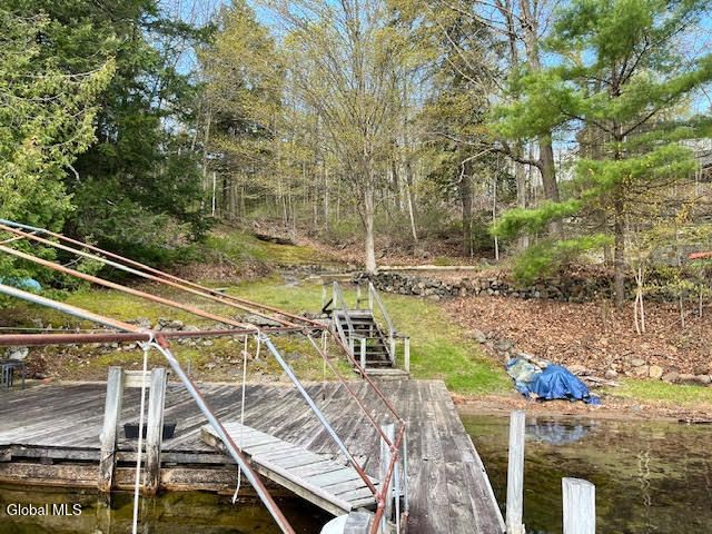 17 Dark Bay Lane, Queensbury, NY 12845