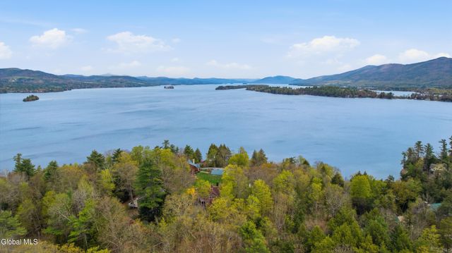 17 Dark Bay Lane, Queensbury, NY 12845