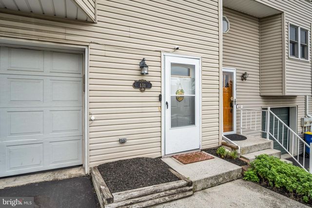 131 CHARTWOOD DR, Harrisburg, PA 17111