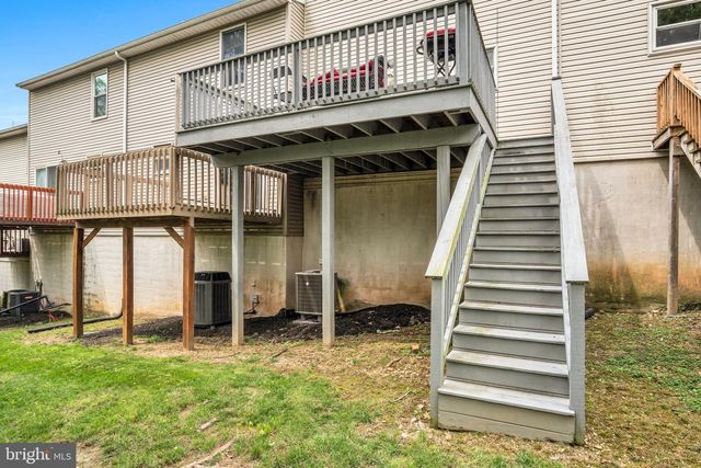 131 CHARTWOOD DR, Harrisburg, PA 17111