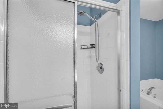 171 PENNSBURY LN, Woodbury, NJ 08096