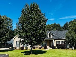 231 Grove Lane, Kathleen, GA 31047