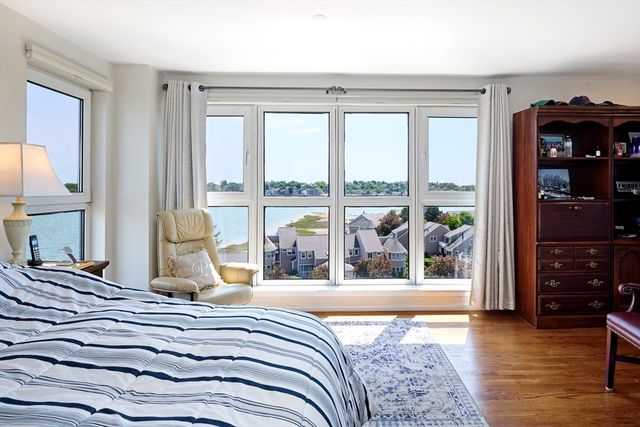 1001 Marina Dr 510, Quincy, MA 02171