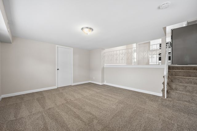 13601 Loomis Lane, Crestwood, IL 60418