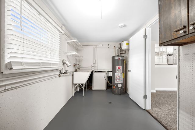 13601 Loomis Lane, Crestwood, IL 60418