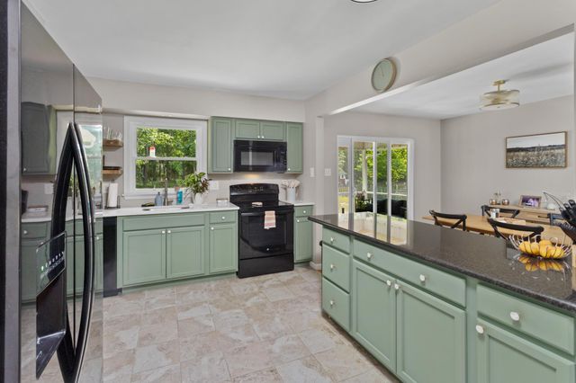64 PATTY BOWKER RD, Tabernacle, NJ 08088