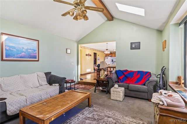 4400 Manor Lane, Hamburg, NY 14075