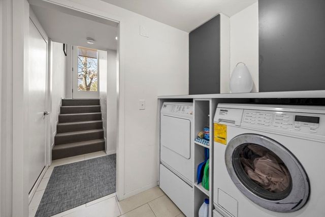 9 Thistlemore, Provincetown, MA 02657