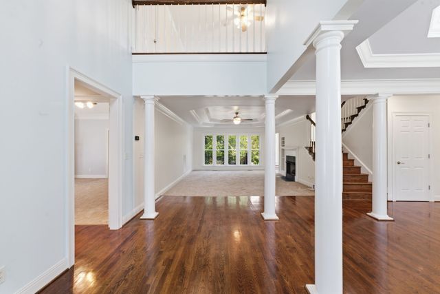 2292 Alexander Blvd, Murfreesboro, TN 37130