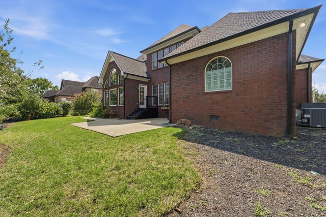 2292 Alexander Blvd, Murfreesboro, TN 37130