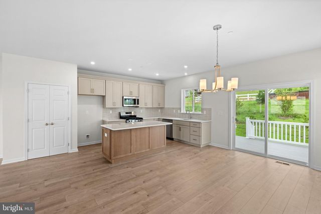 306 EAST SAWYER COURT, Royersford, PA 19468