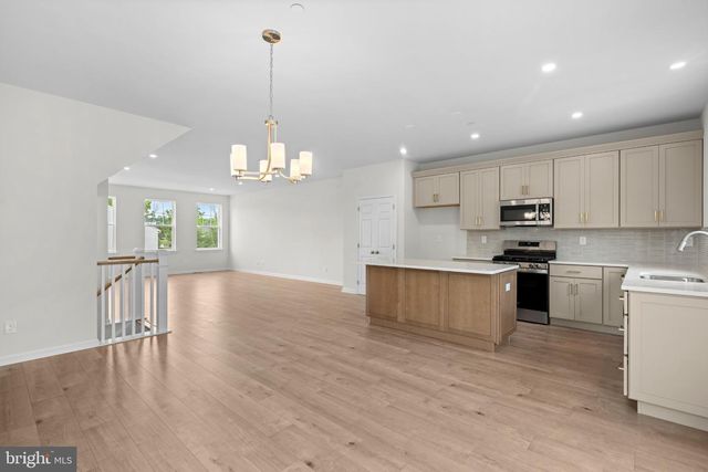 306 EAST SAWYER COURT, Royersford, PA 19468