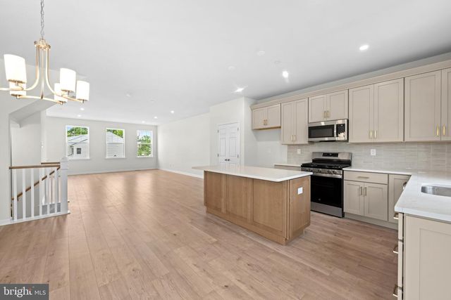 306 EAST SAWYER COURT, Royersford, PA 19468