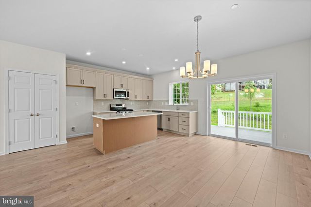 306 EAST SAWYER COURT, Royersford, PA 19468