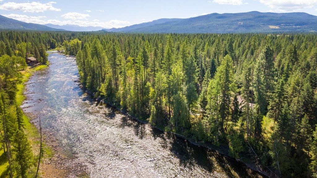 29545 Drifting Way, Bigfork, MT 59911