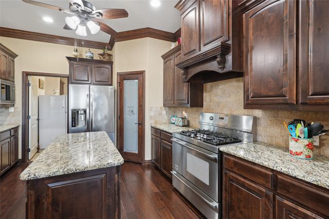 5707 Medinah Drive, Granbury, TX 76049