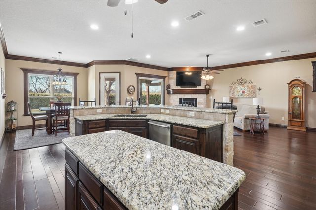 5707 Medinah Drive, Granbury, TX 76049