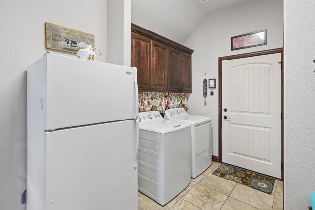 5707 Medinah Drive, Granbury, TX 76049