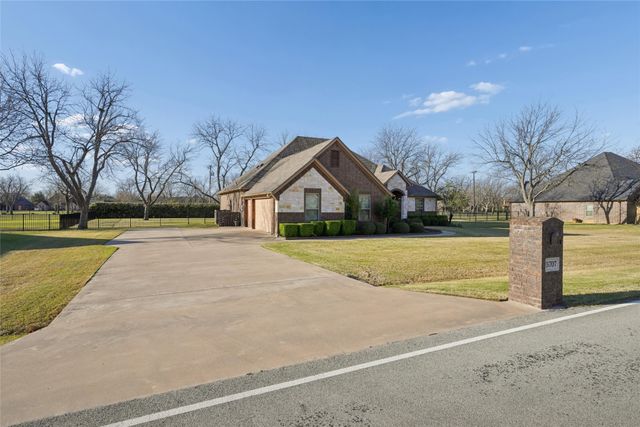 5707 Medinah Drive, Granbury, TX 76049