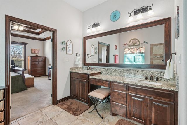 5707 Medinah Drive, Granbury, TX 76049