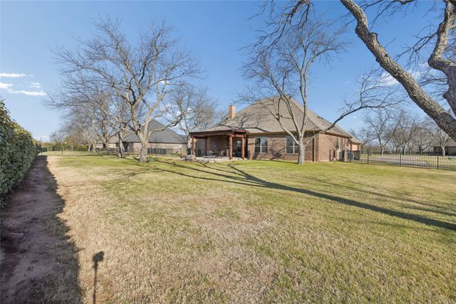 5707 Medinah Drive, Granbury, TX 76049