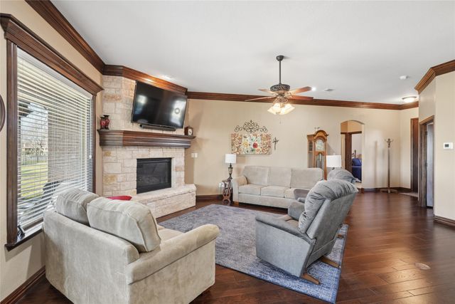 5707 Medinah Drive, Granbury, TX 76049