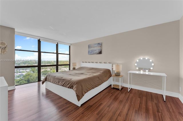 1000 Parkview Drive 1007, Hallandale Beach, FL 33009