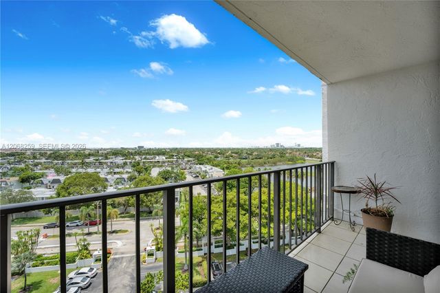 1000 Parkview Drive 1007, Hallandale Beach, FL 33009