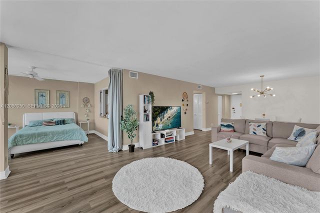 1000 Parkview Drive 1007, Hallandale Beach, FL 33009