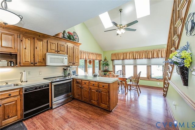 7418 Strain Ave, Mechanicsville, VA 23111