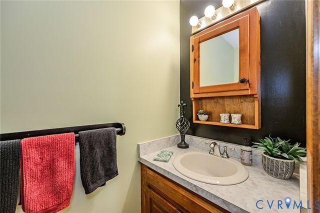 7418 Strain Ave, Mechanicsville, VA 23111