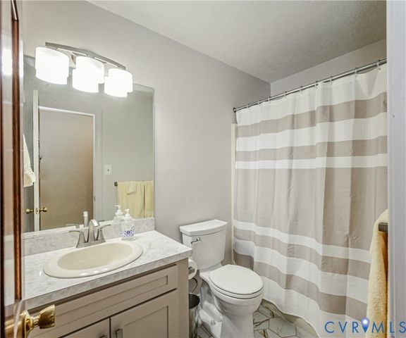 7418 Strain Ave, Mechanicsville, VA 23111