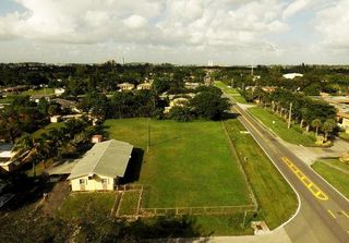 4041 SW 52nd Street, Dania Beach, FL 33004