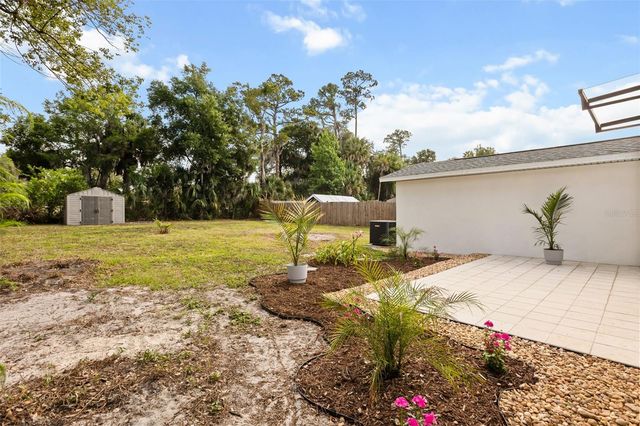 384 MAGNOLIA PLACE, Debary, FL 32713