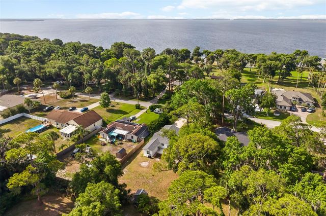 384 MAGNOLIA PLACE, Debary, FL 32713