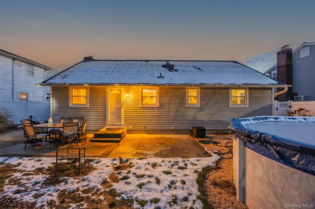 70 Princess Street, Hicksville, NY 11801