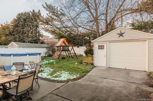 70 Princess Street, Hicksville, NY 11801