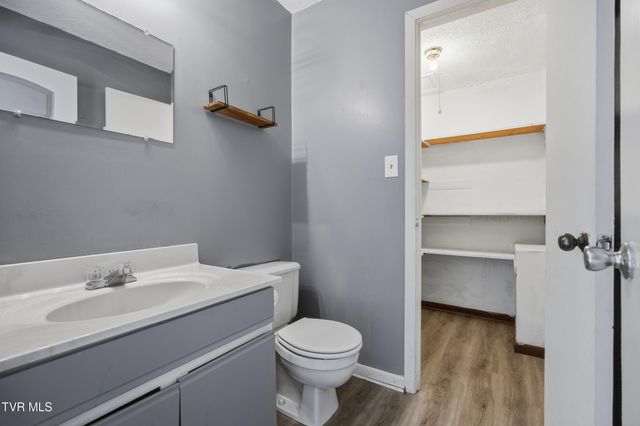 161 Oakcrest Circle 161, Bristol, VA 24201