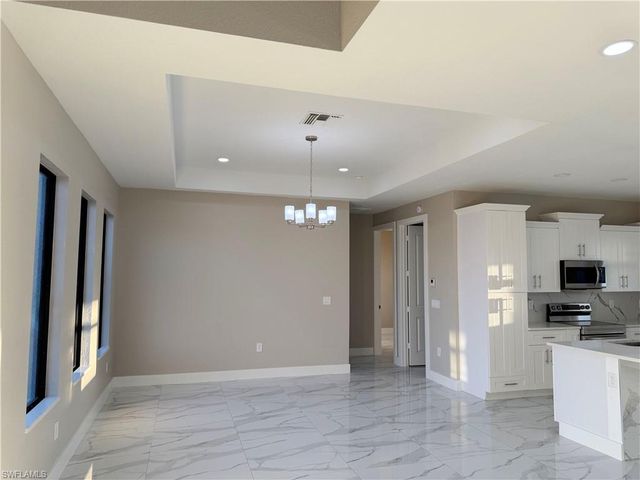 2 NE 3rd LN, Cape Coral, FL 33909