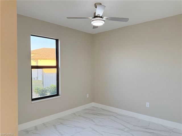 2 NE 3rd LN, Cape Coral, FL 33909